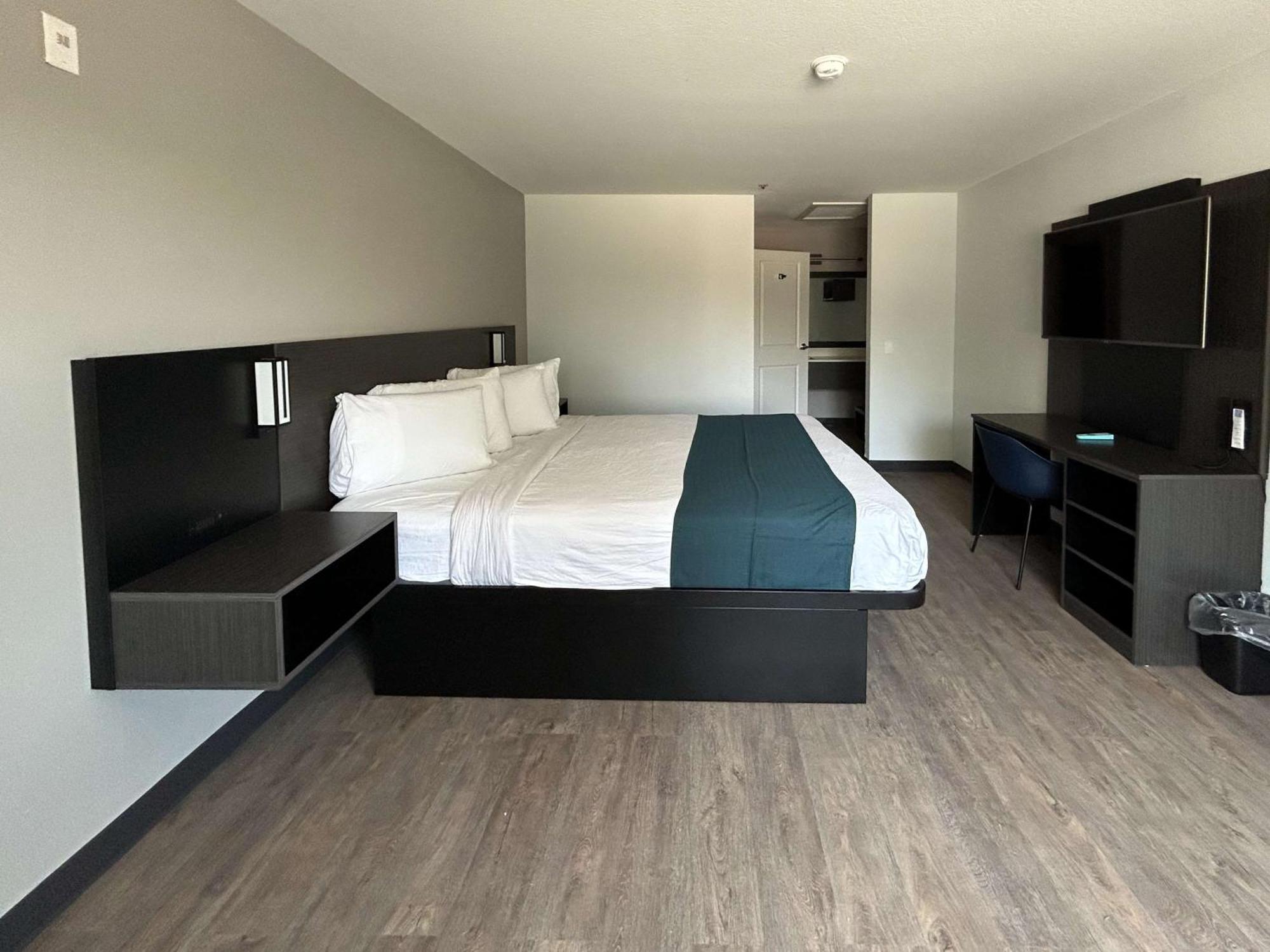 Motel 6 Lake Elsinore, Ca Zewnętrze zdjęcie
