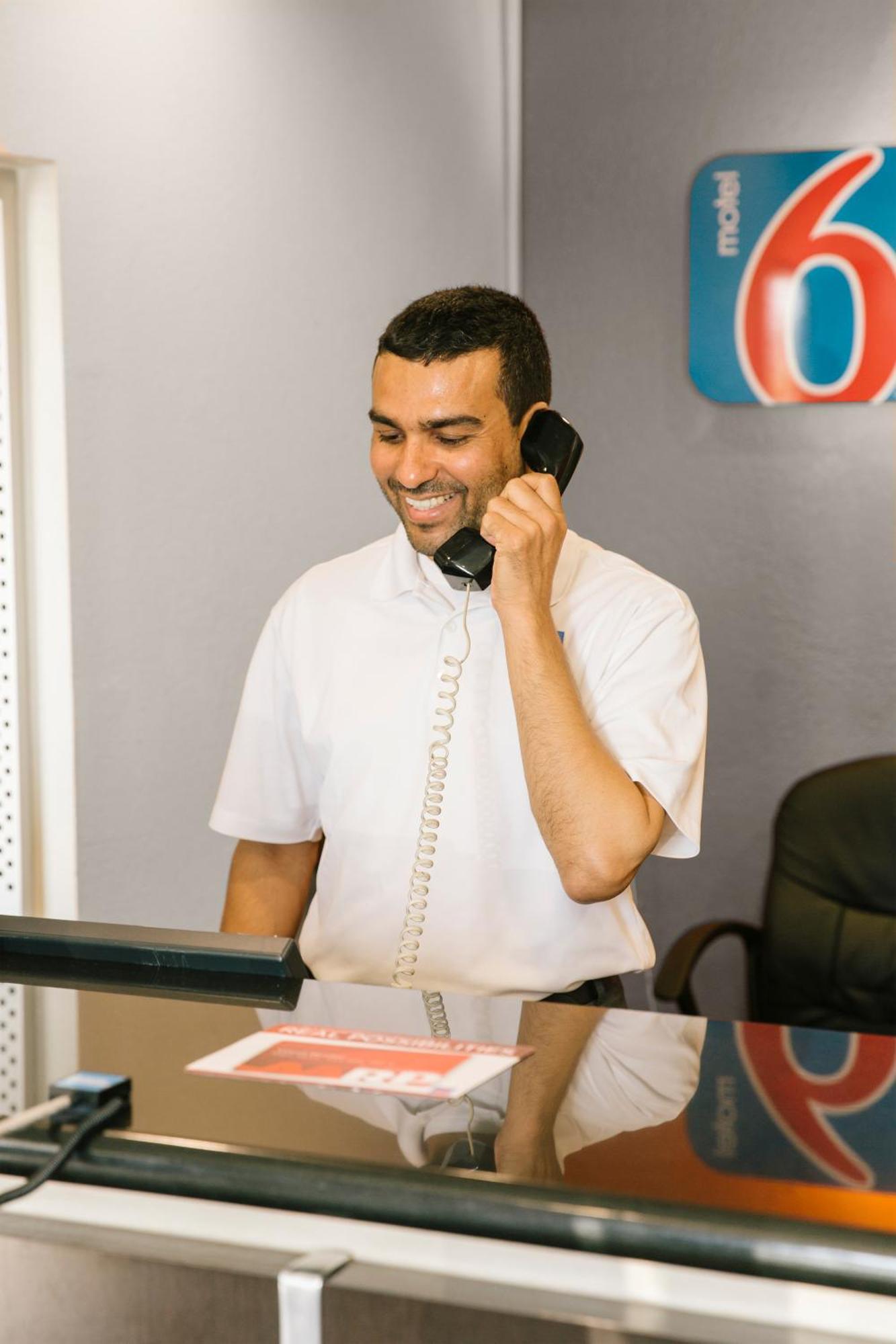 Motel 6 Lake Elsinore, Ca Zewnętrze zdjęcie